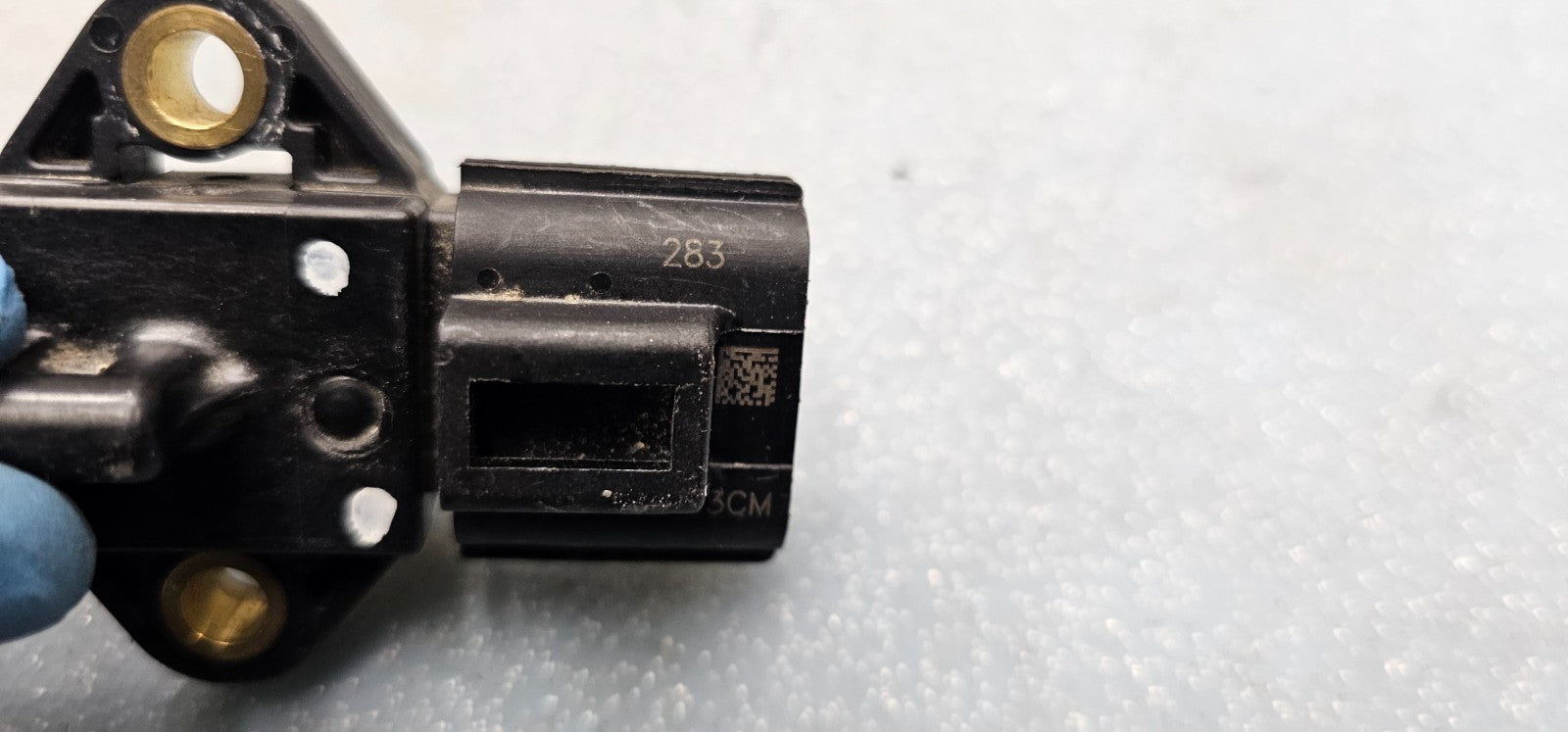 🔥04-14 Crown Victoria Mustang Explorer Fuel Injection Injector Pressure Sensor 