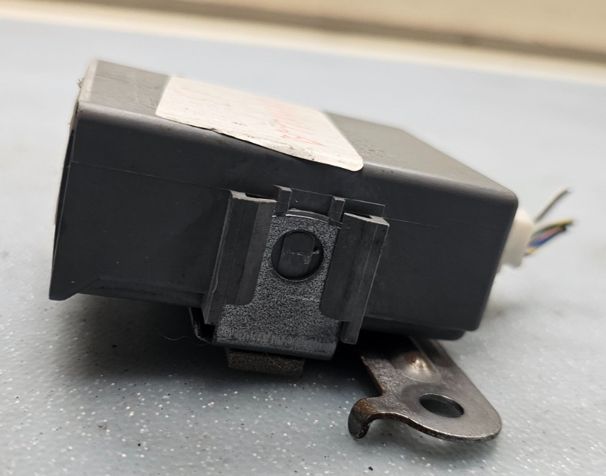 03-08 Toyota Corolla  Receiver Door Control Module Computer 8974102070/TC