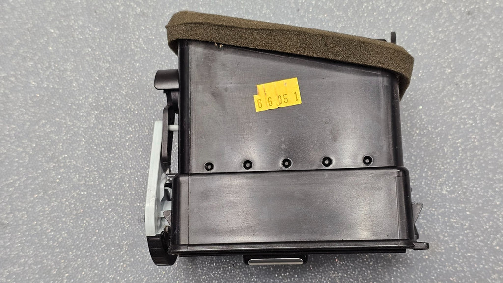🔥05-07 FIVE HUNDRED Dash Right Passenger AC A/C AIR VENT Heater Panel Black