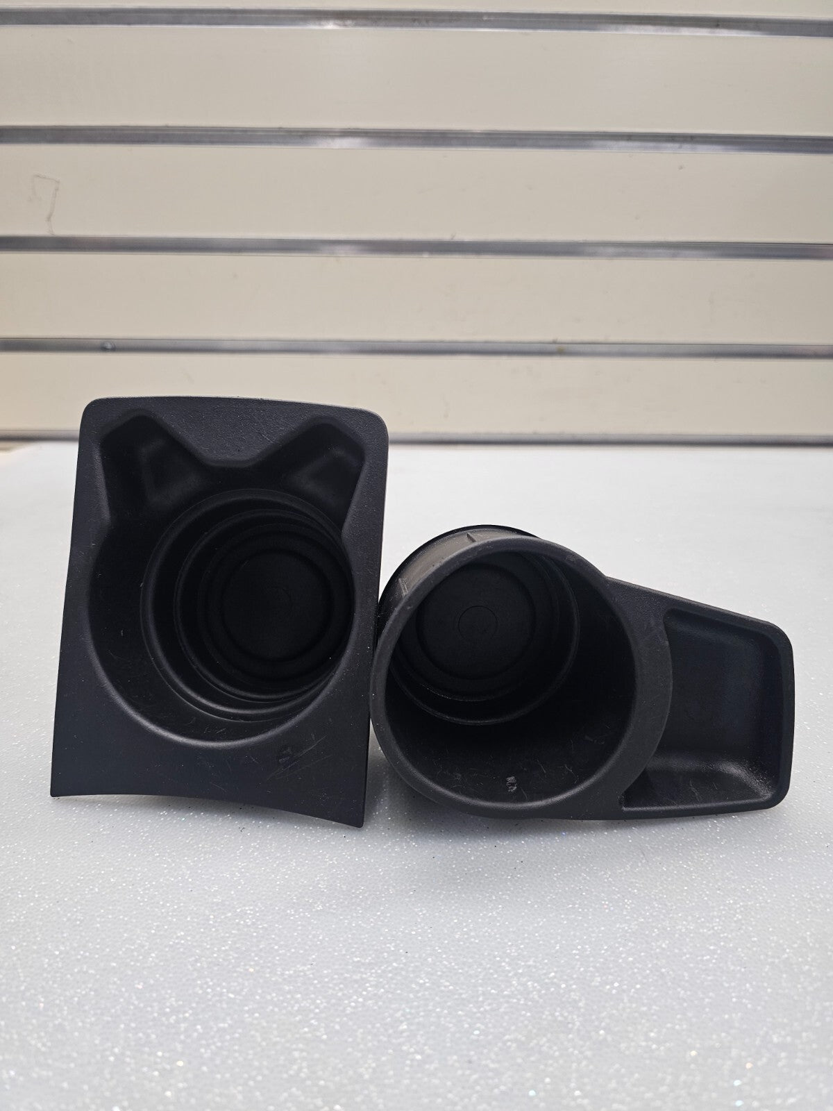 🔥04-07 Chevy Malibu Center Console Larger Cup Holder Rubber Insert Set OEM