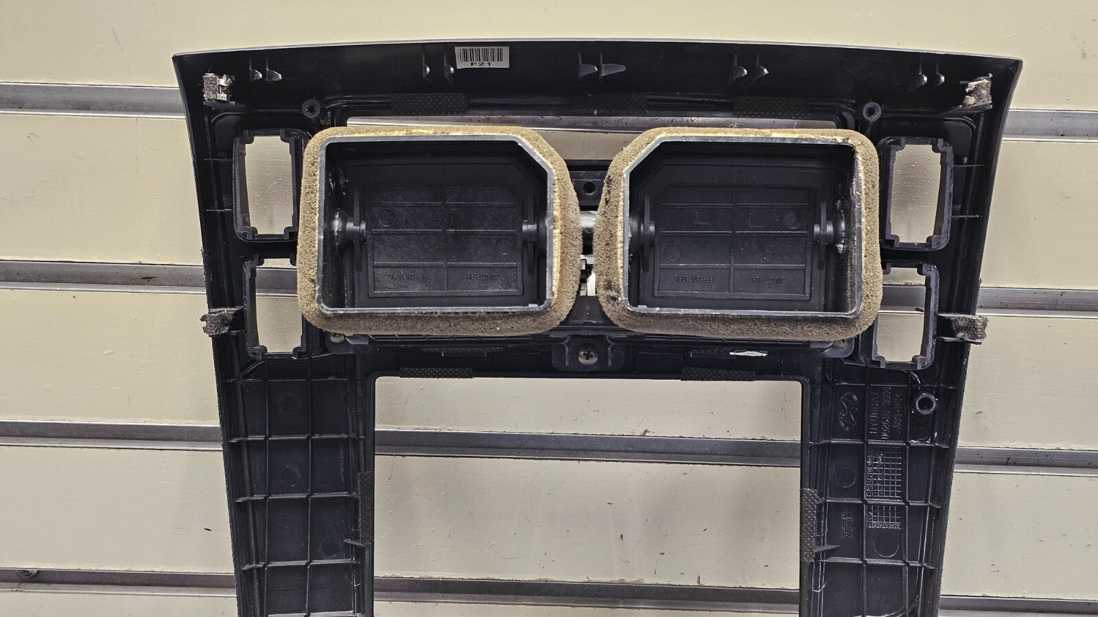 🔥06-09 Tucson Dash FM Radio Audio Stereo Display Climate Trim Panel Bezel Black