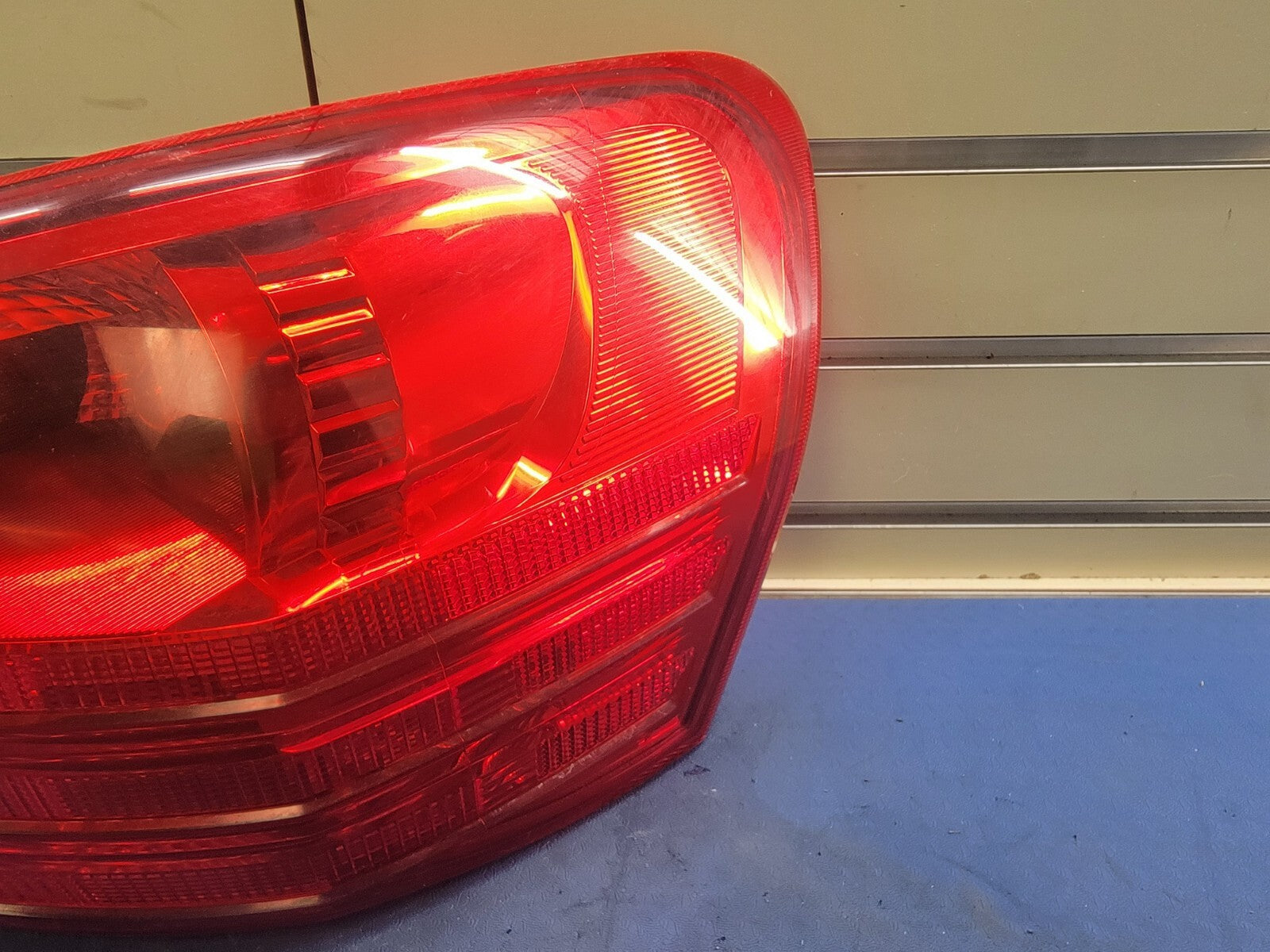 🔥2008-2013 Nissan Rogue Tail Light Lamp Right Passenger Side Assembly Chrome