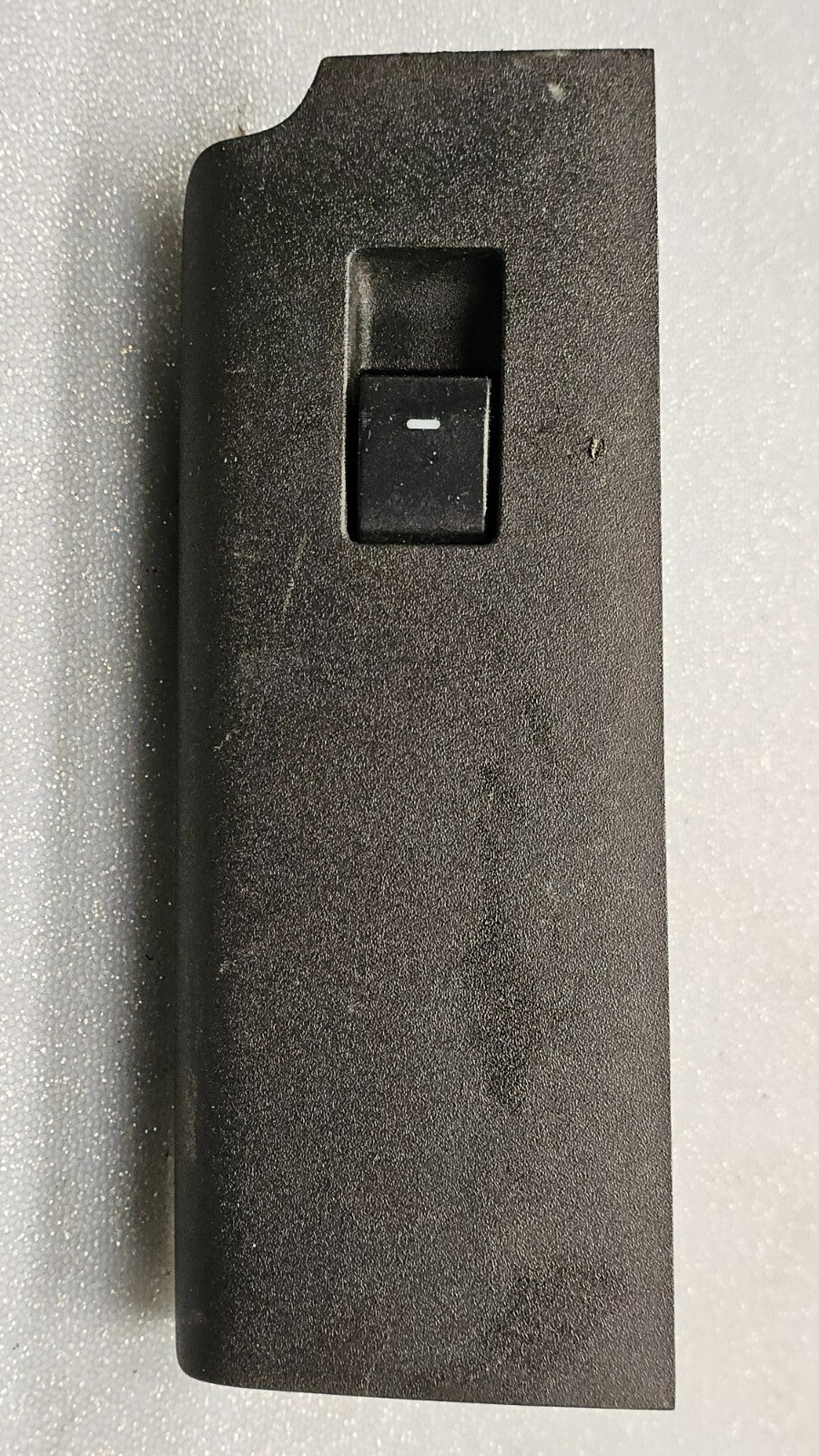 08-11 Ford Focus Front Passenger Door Power Window Switch