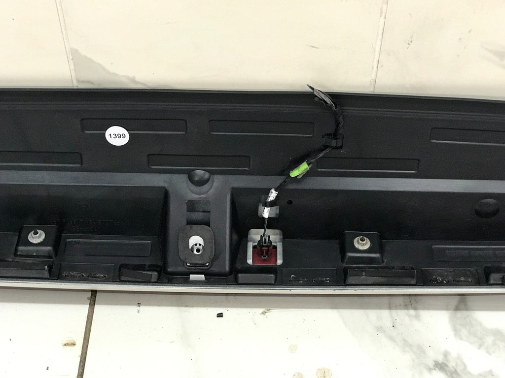 🔥07-14 CADILLAC ESCALADE LIFTGATE SPOILER WING 3RD THIRD TAILLIGHT