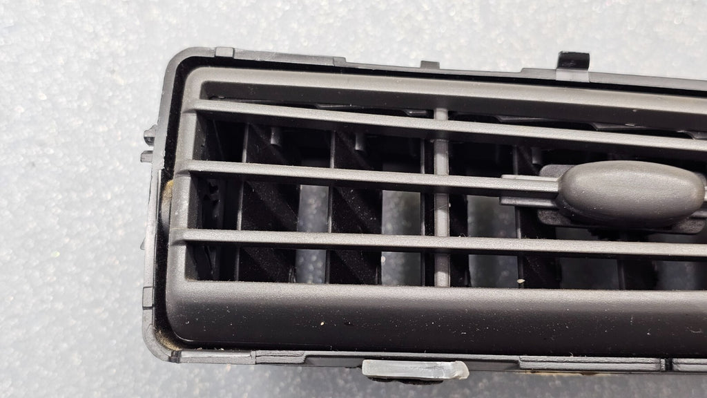 🔥02-05 BUICK RENDEZVOUS DASH CENTER AIR VENT A/C AC HEATER  PANEL BLACK OEM