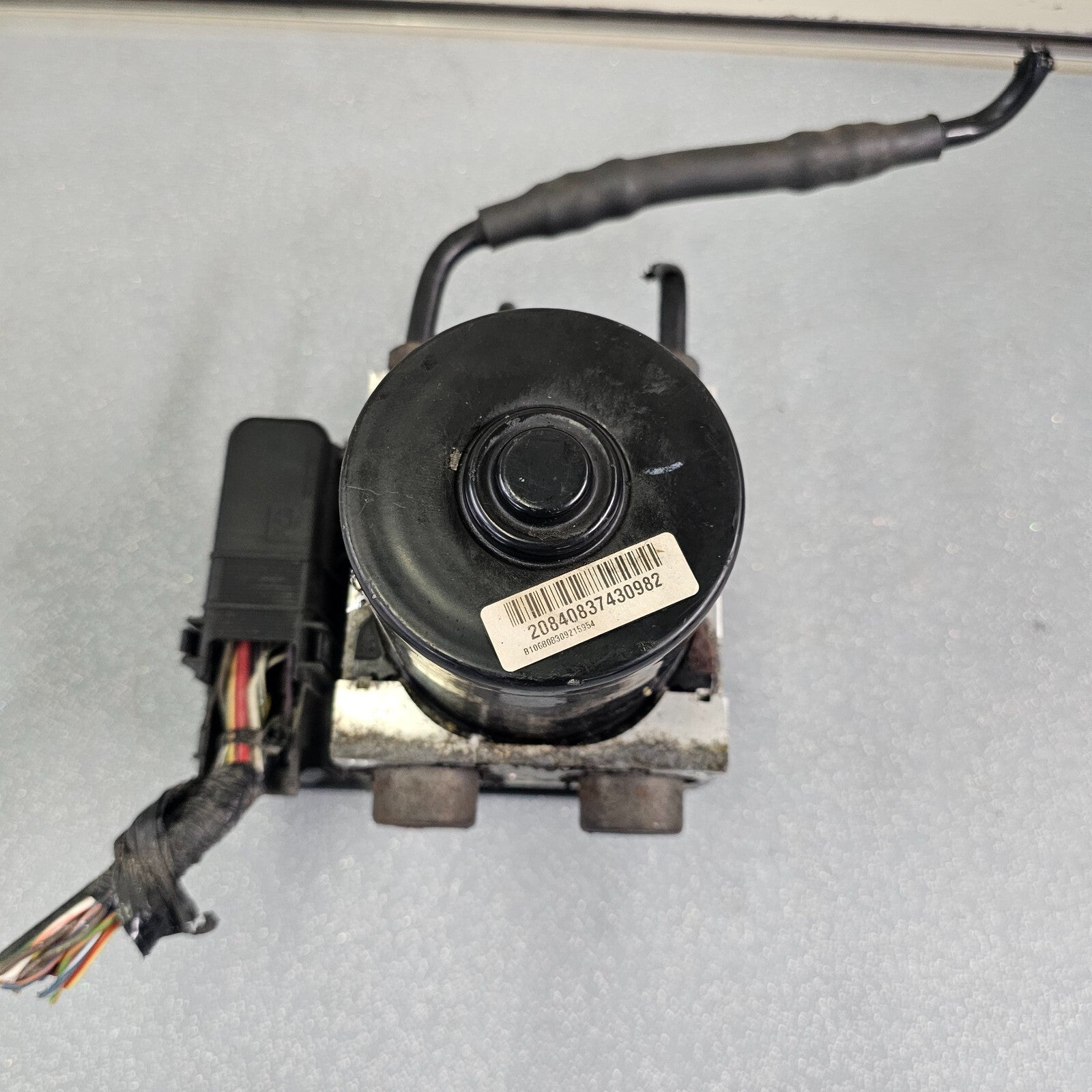 10 -12 Ford Escape Mercury Mariner Anti Lock Brake Pump Module Assembly/FE