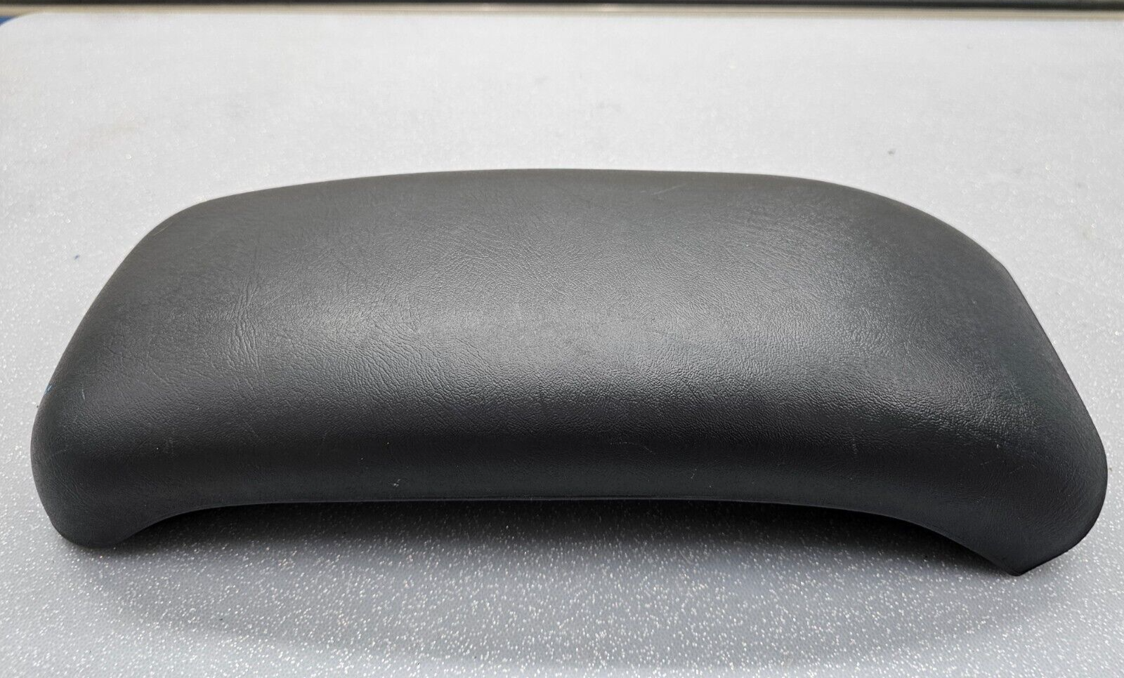 🔥98-04 BLAZER S10 JIMMY SONOMA Front Center Console Lid Arm Rest Cover BLACK L7