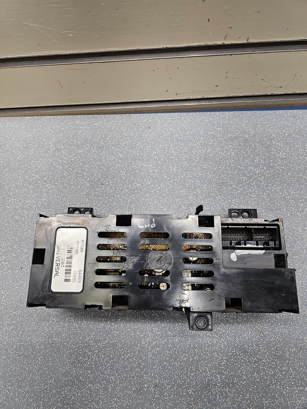 1993-1995 Jeep Grand Cherokee ZJ Vehicle Information Center Display VIC Assembly