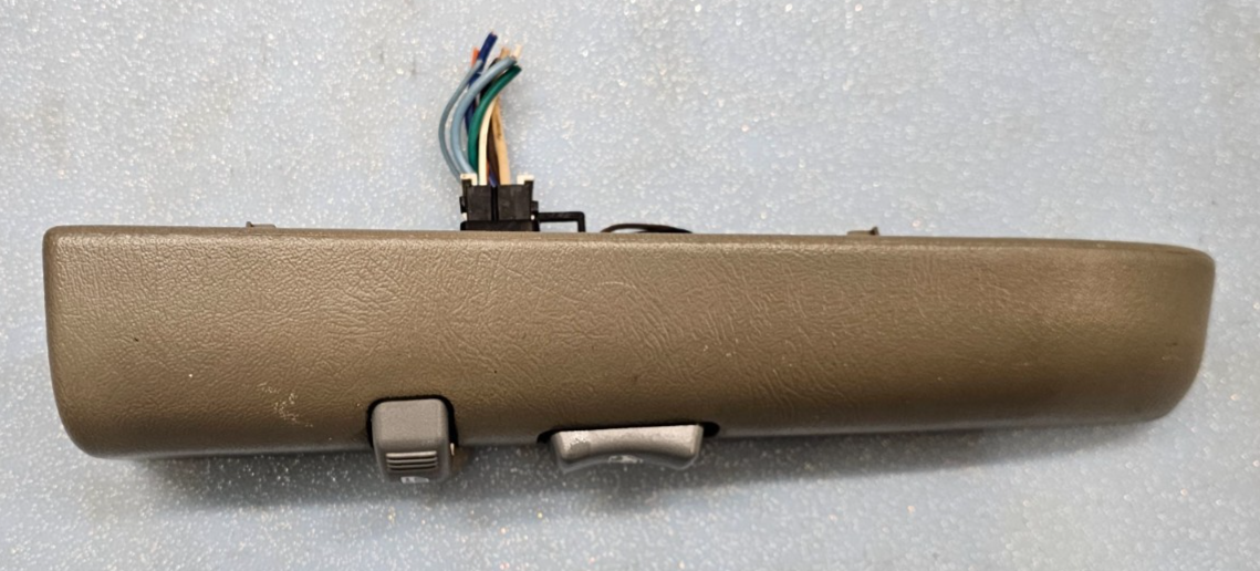 🔥98-05 Blazer S10 Front Right Passenger Power Window Switch Assembly DK TAN