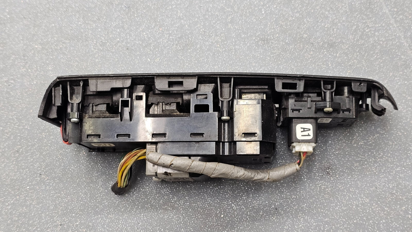 08-12 ACCORD Left Driver Door Master Power Window Lock Switch Assembly Black OEM