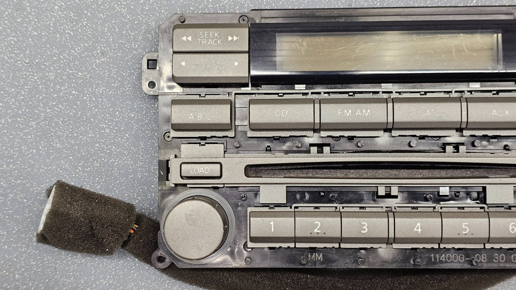 🔥04-07 NISSAN TITAN ARMADA FRONT DASH RADIO DASH PANEL TRIM CLIMATE CONTROL