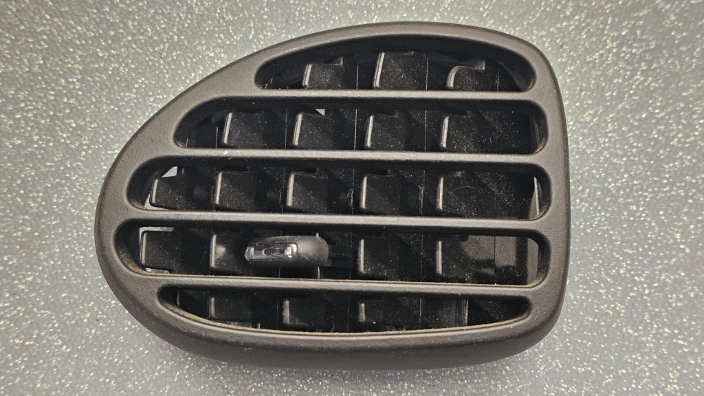 🔥 06-09 CHEVROLET TRAILBLAZER PASSENGER AIR VENT HEATER CONDIONING BLACK