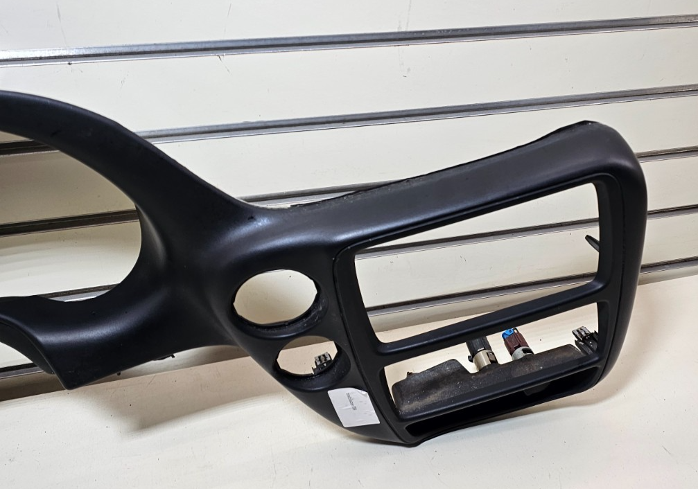 02-09 Trailblazer Dash Instrument Cluster Speedometer Bezel Trim Panel Black C10