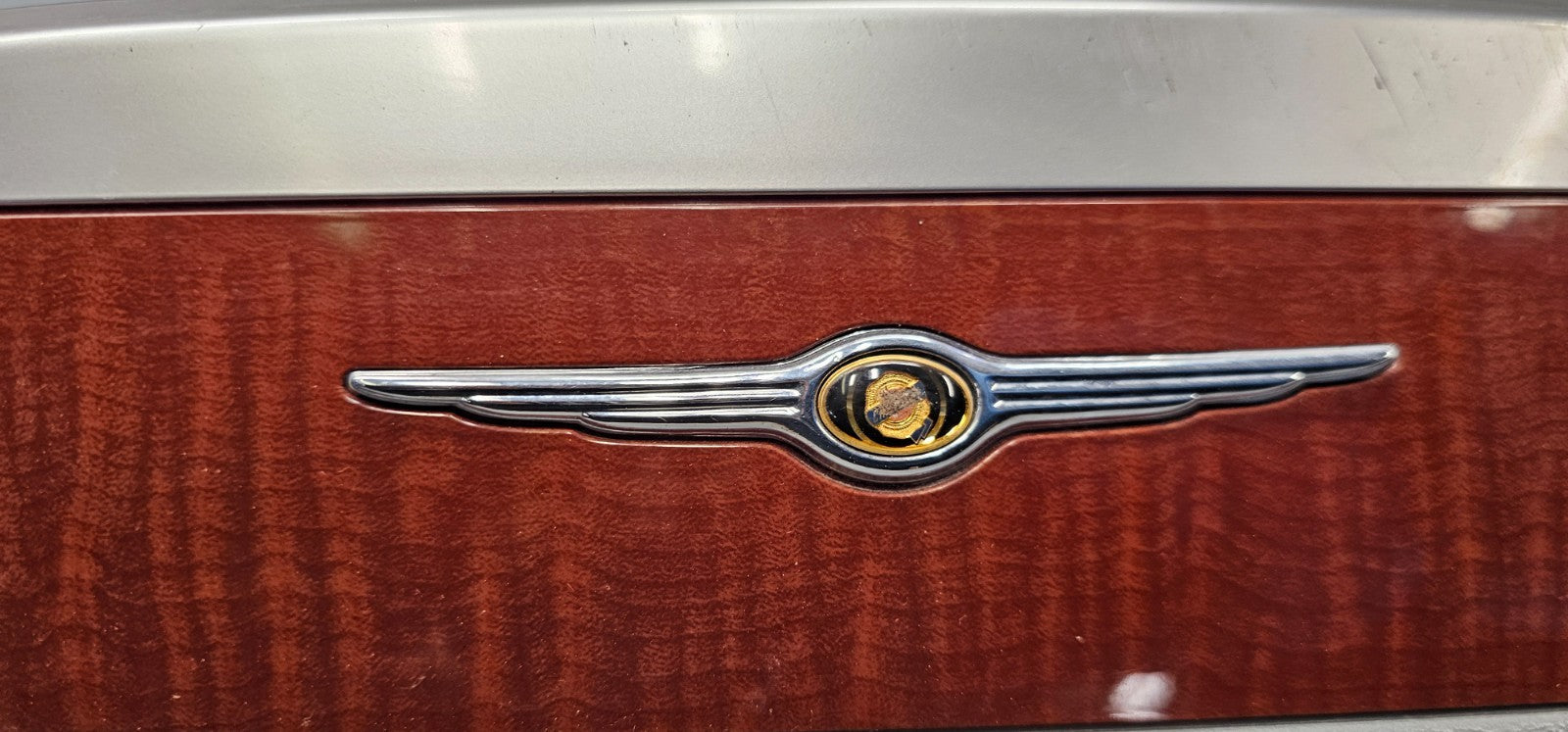🔥2005–2007 Town & Country LH Door LIMITED Bezel Wood Trim