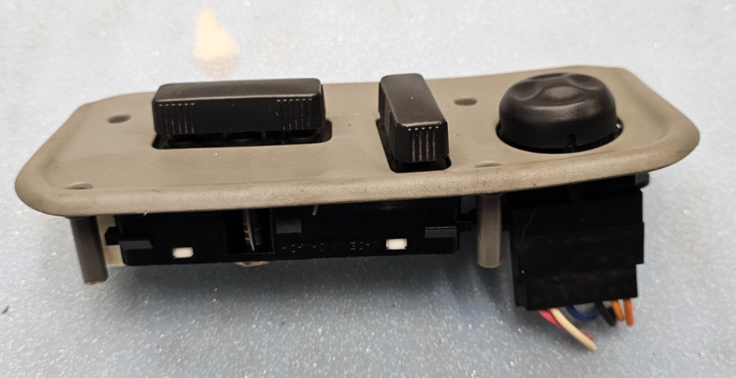 🔥00-02 CHEVY SUBURBAN TAHOE SILVERADO 8 WAY PASSENGER SEAT SWITCH DARK TAN OEM