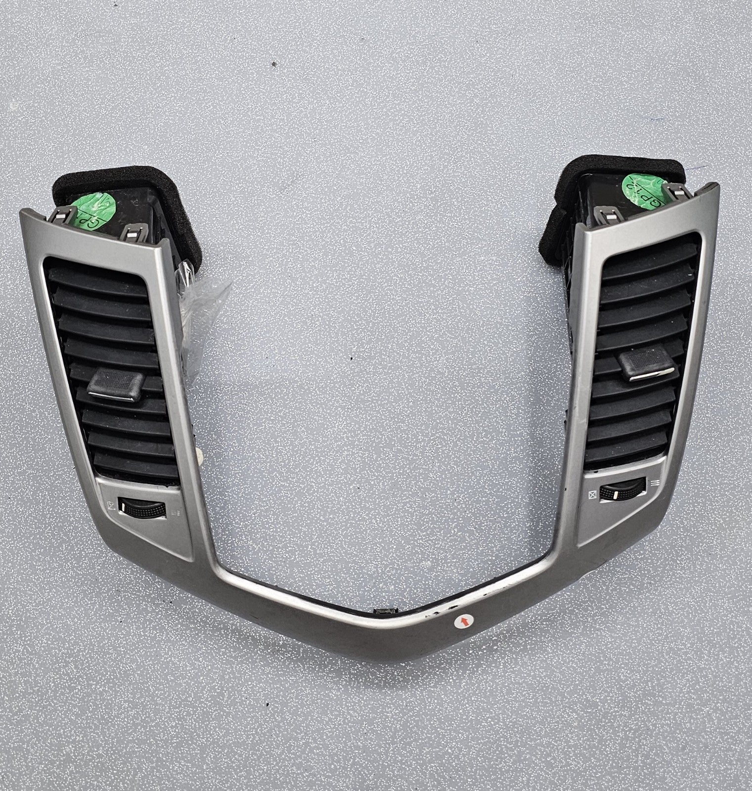 🔥11-15 Cruze Center Dash AM FM Radio Stereo Display Bezel Trim Panel Silver OEM