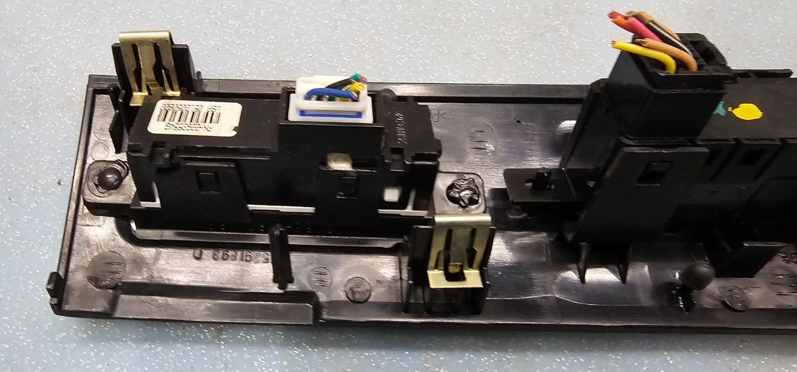 🔥06-24 EXPRESS SAVANA LACROSSE SIERRA TRIP HAZARD TCS FUEL CONTROL SWITCH BLACK