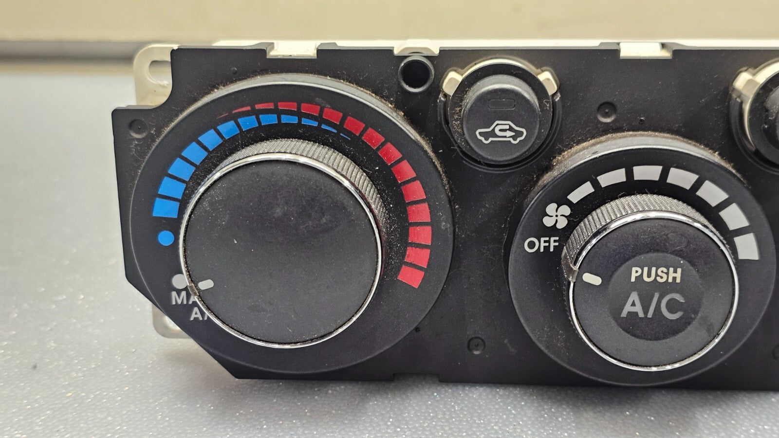 🔥04-08 MITSUBISHI Galant Dash A/C Climate Heater Temperature Control Panel UNIT