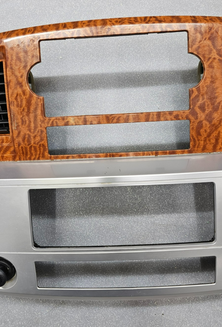 🔥06-08 Dodge RAM Dash RADIO Stereo Bezel Climate Trim Panel Silver/woodgrain