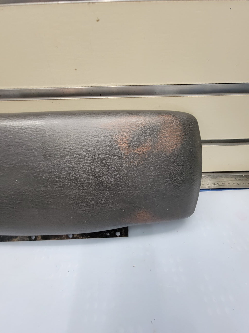 🔥2001-2007 Dodge Dakota/ Durango Center Console Lid Bracket Armrest Black