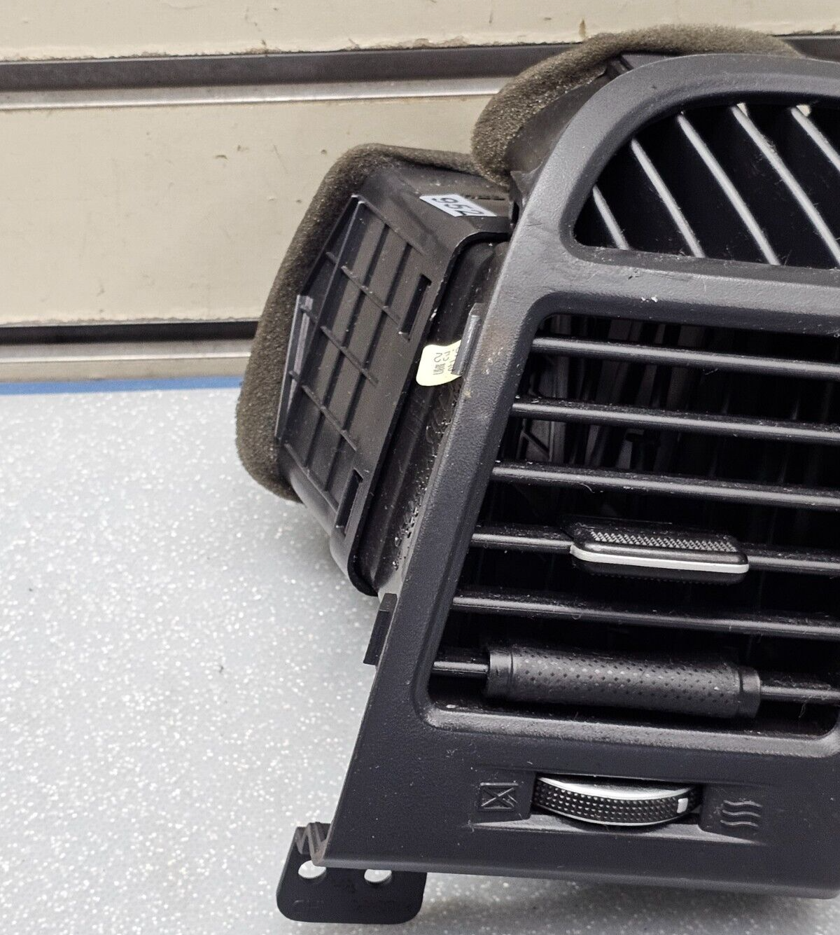 07-12 SANTA FE DASH RIGHT PASSENGER AC HEATER AIR VENT FILTER CONDITIONING BLACK