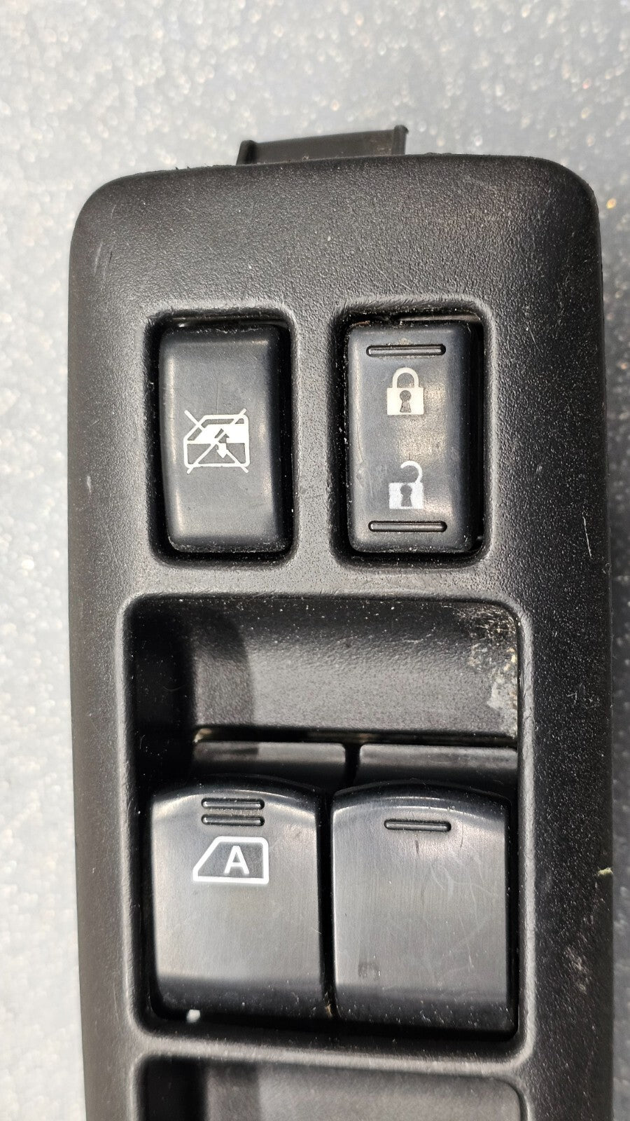 11-15 NISSAN ROGUE FRONT LEFT DRIVER MASTER POWER WINDOW SWITCH ASSEMBLY BLACK
