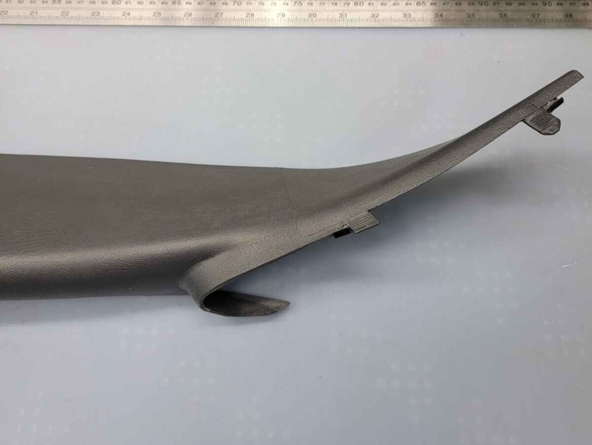 🔥99-06 SILVERADO SIERRA Roof Molding A PILLAR Trim LEFT Driver GRAPHITE P3