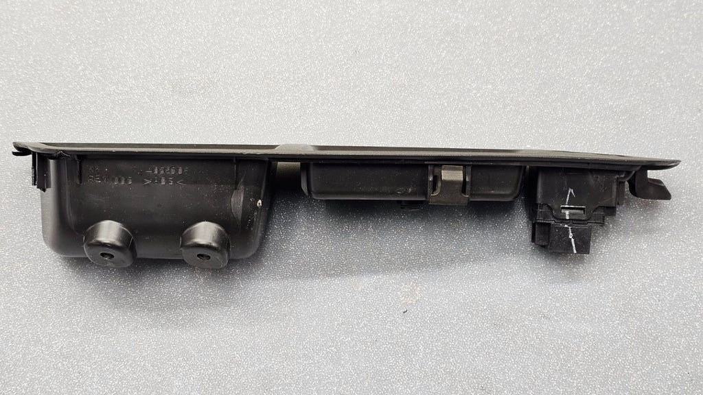 🔥06-08 Chevy Impala Right Passenger Power Window Switch Bezel Assembly Black