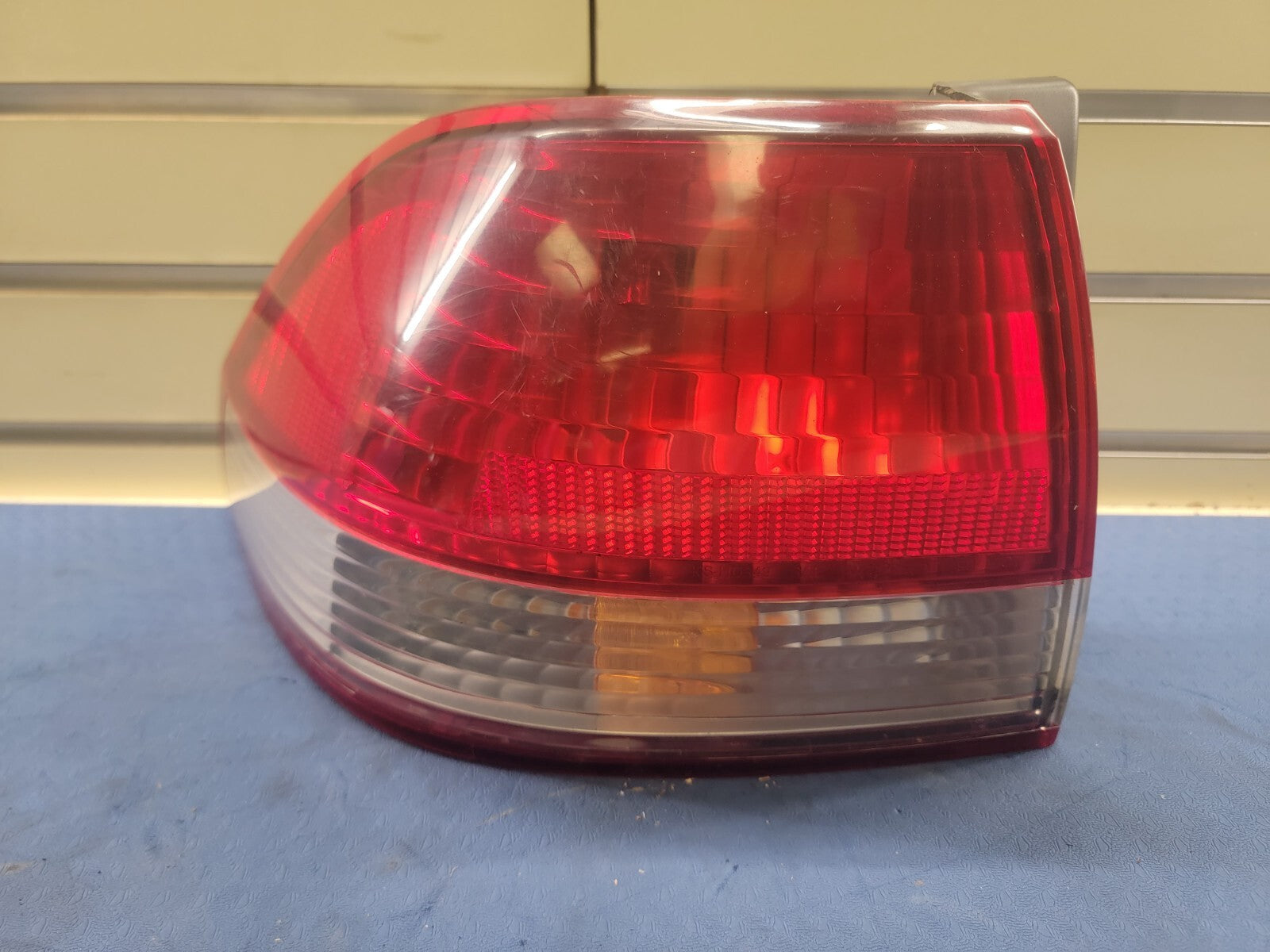 🔥1997-2002 Honda Accord Sedan Rear LEFT DRIVER Tail Light  OEM