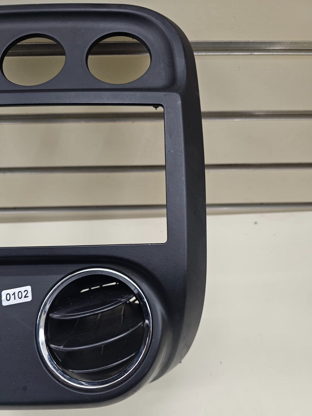 10-16 Compass Patriot Center Dash Radio Climate Trim Surround Bezel Panel BLACK