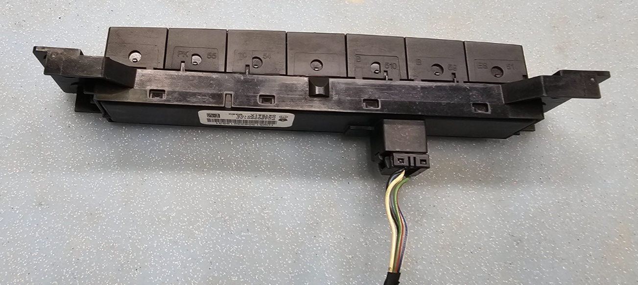 🔥08-10 JEEP COMMANDER HAZARD EMERGENCY FLASHER ESP CONTROL SWITCH ASSEMBLY OEM