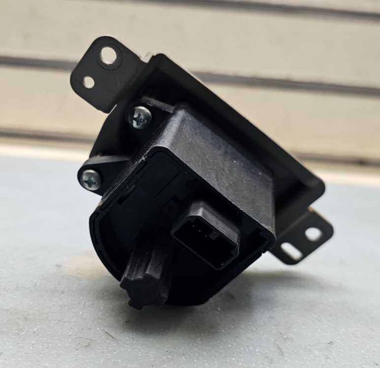 🔥02-05 DODGE RAM Dash Center Passenger ARBAG Push Button Switch Turn Signal SW8