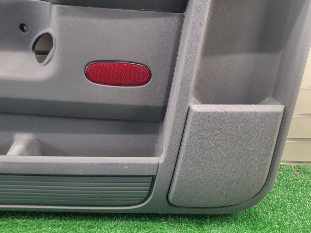 🔥2006-2008 Dodge RAM interior Door Panel Front right passenger side GRAY D12