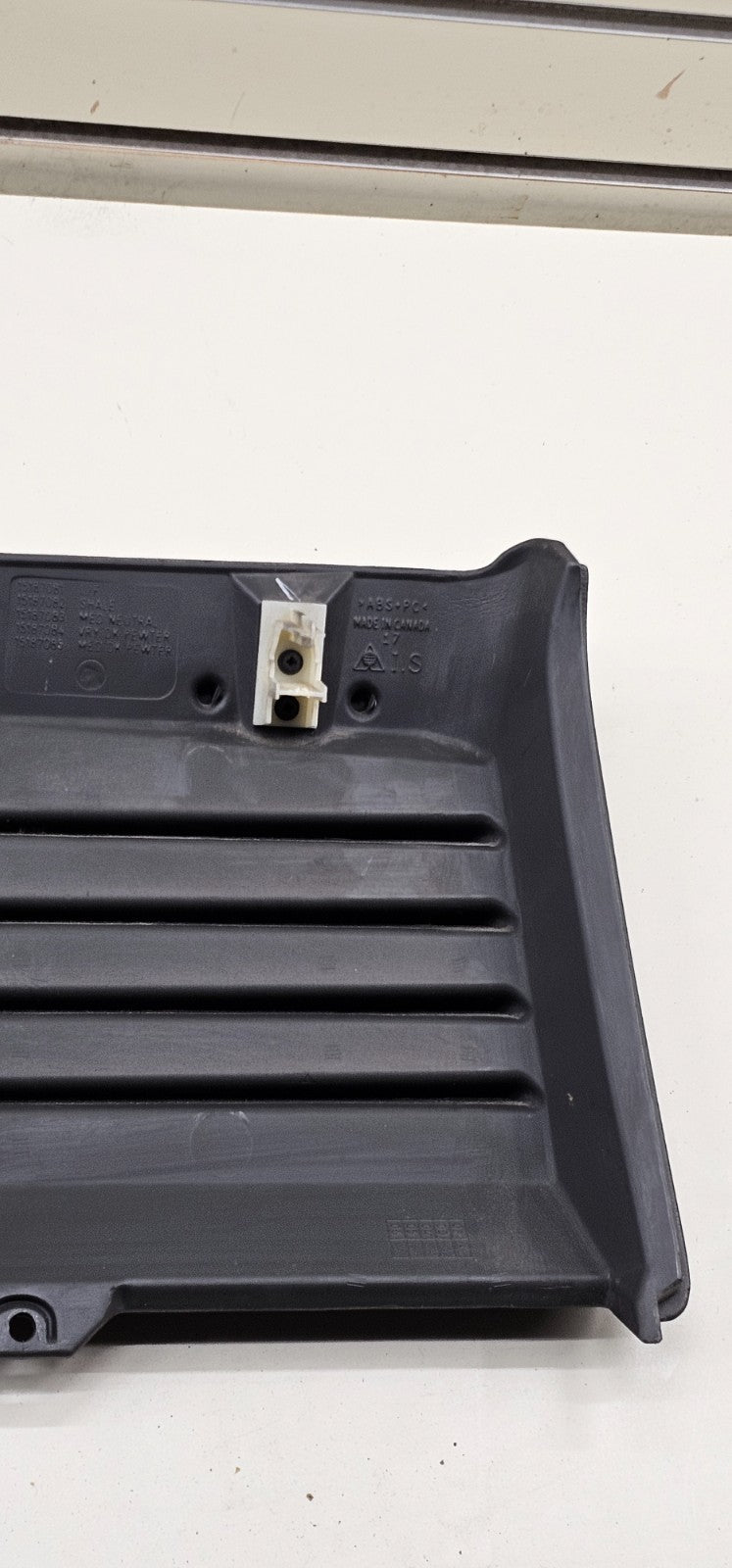 🔥99-06 Silverado Sierra Dash Front Left Driver Knee Bolster Lower Column Black