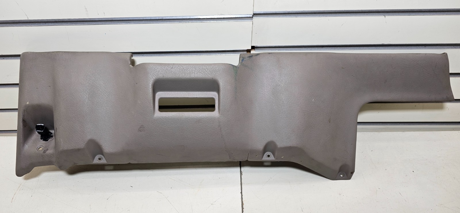 🔥95-99 CHEVY GMC TRUCK CK INSTRUMENT PANEL DASH KNEE BOLSTER PANEL TAN OEM
