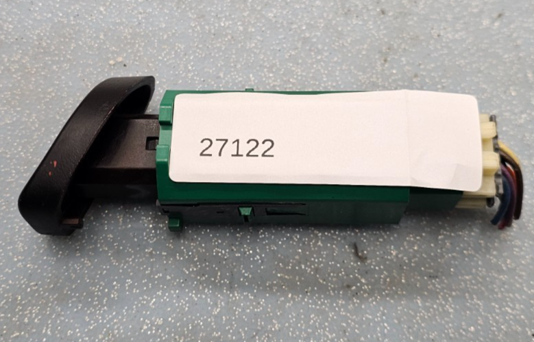 🔥00-05 Impala Monte Carlo Hazard Switch Flasher Warning Emergency Light Button