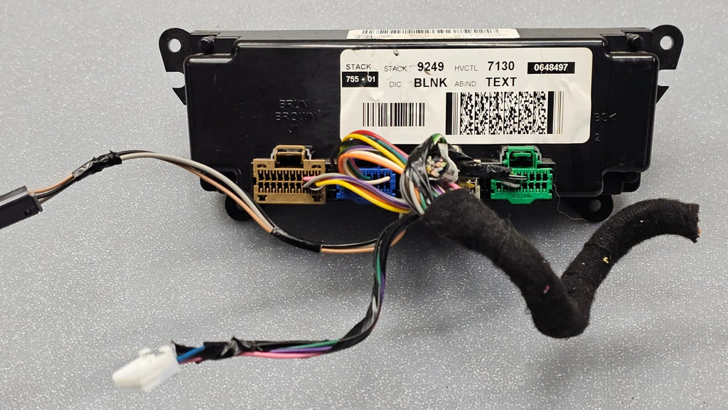 🔥09-12 CHEVY TRAVERSE DASH CENTER AC HEATER CLIMATE TEMPERATURE CONTROL UNIT