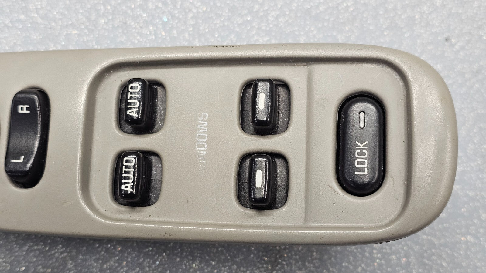🔥00-05 Buick Lesabre Left Driver Master Power Window Switch Assembly Tan OEM