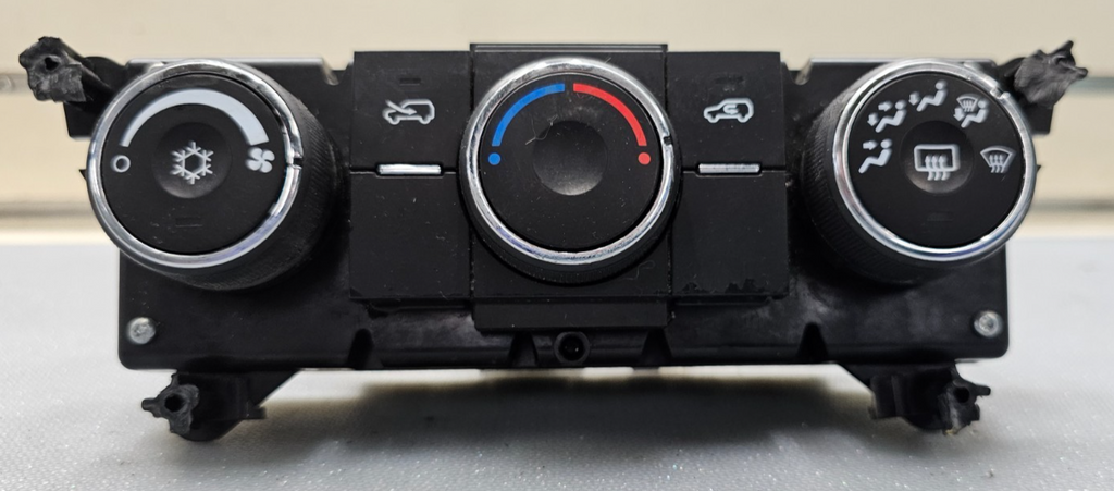 🔥07-09 CHEVY EQUINOX DASH CENTER AC HEATER CLIMATE TEMPERATURE CONTROL UNIT OEM