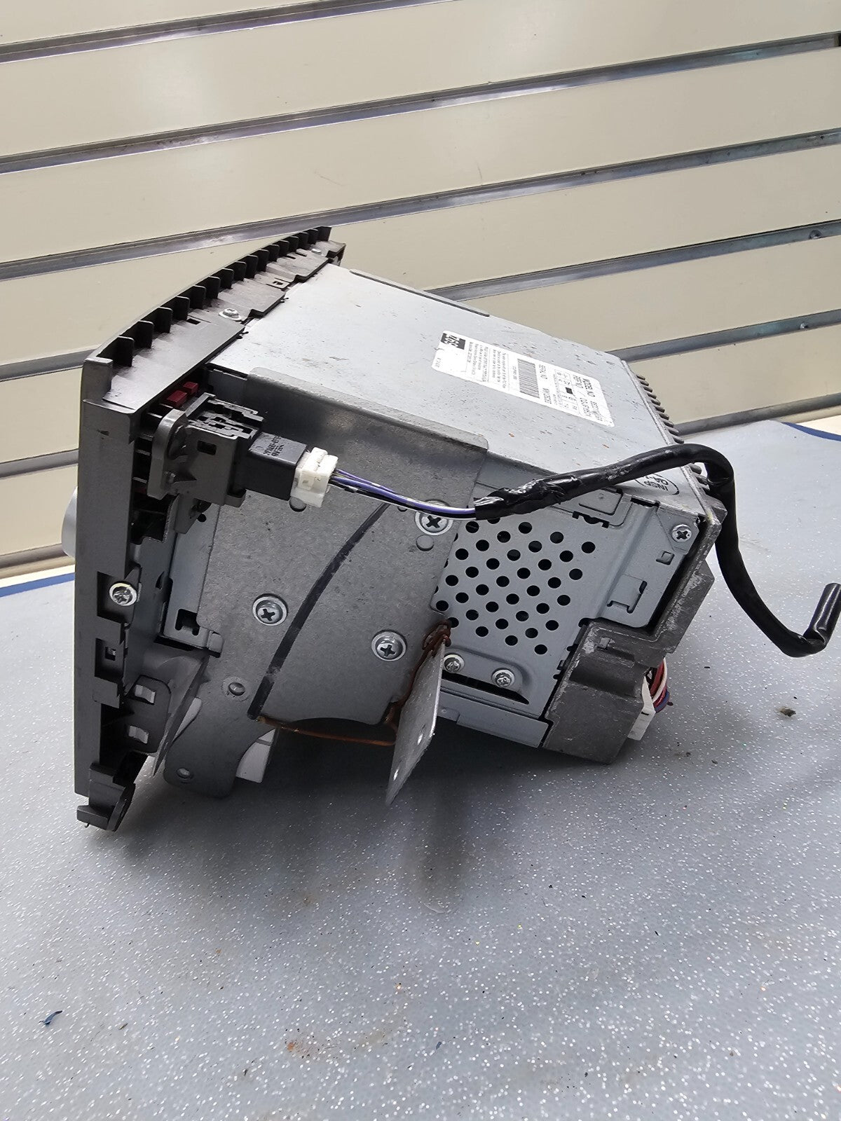 🔥2007-2009 Subaru Legacy AM FM Radio Single Disc CD Player Gray