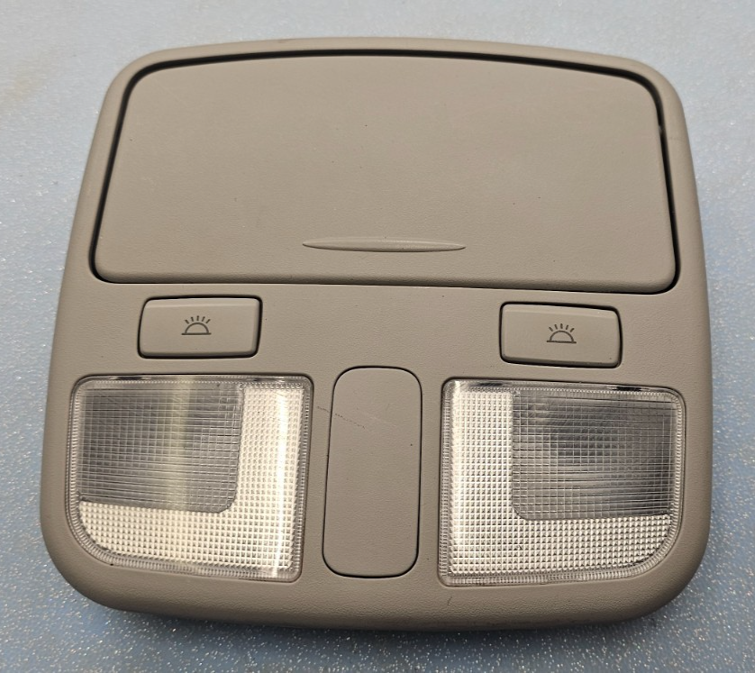 06-10 Hyundai Sonata Overhead Console Dome Map Light Lamp Storage Assembly TAN