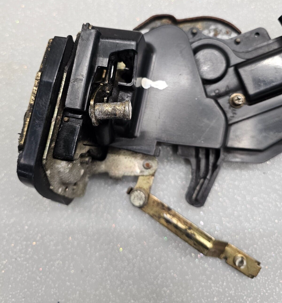 🔥97-01 Toyota Camry Rear Driver Power Door Lock Actuator Latch Assembly