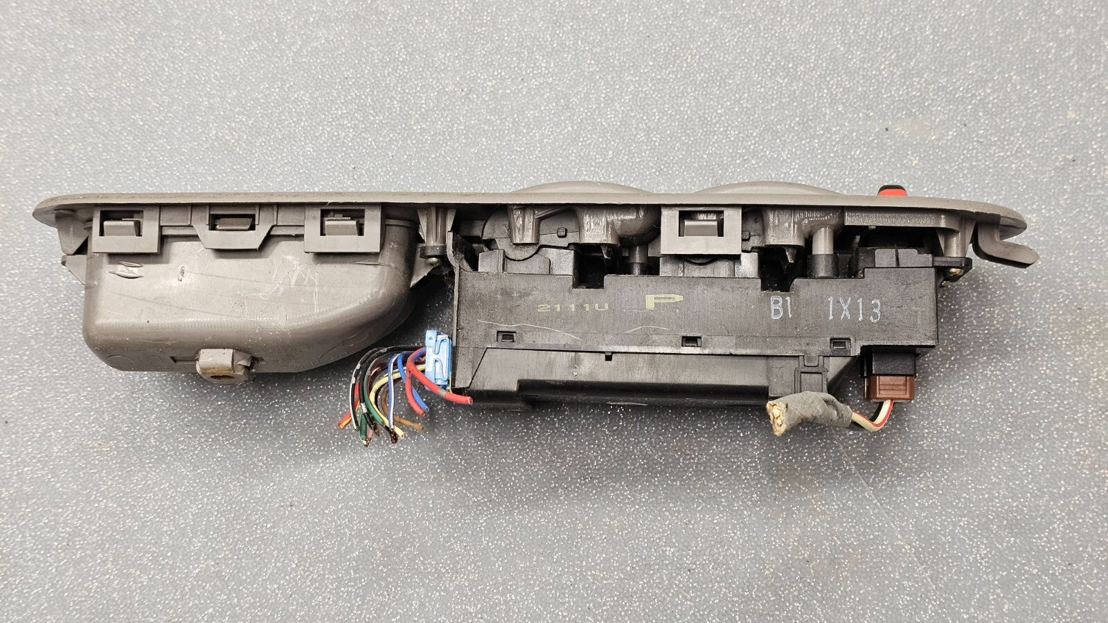 🔥99-04 Odyssey Front Left Driver Door Master Window Switch Bezel Assembly Tan
