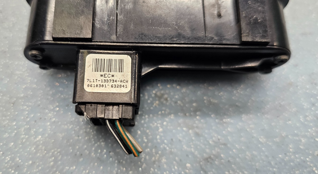 🔥07-14 Expedition Traction Control Hatch Hazard Light Switch Assembly Black