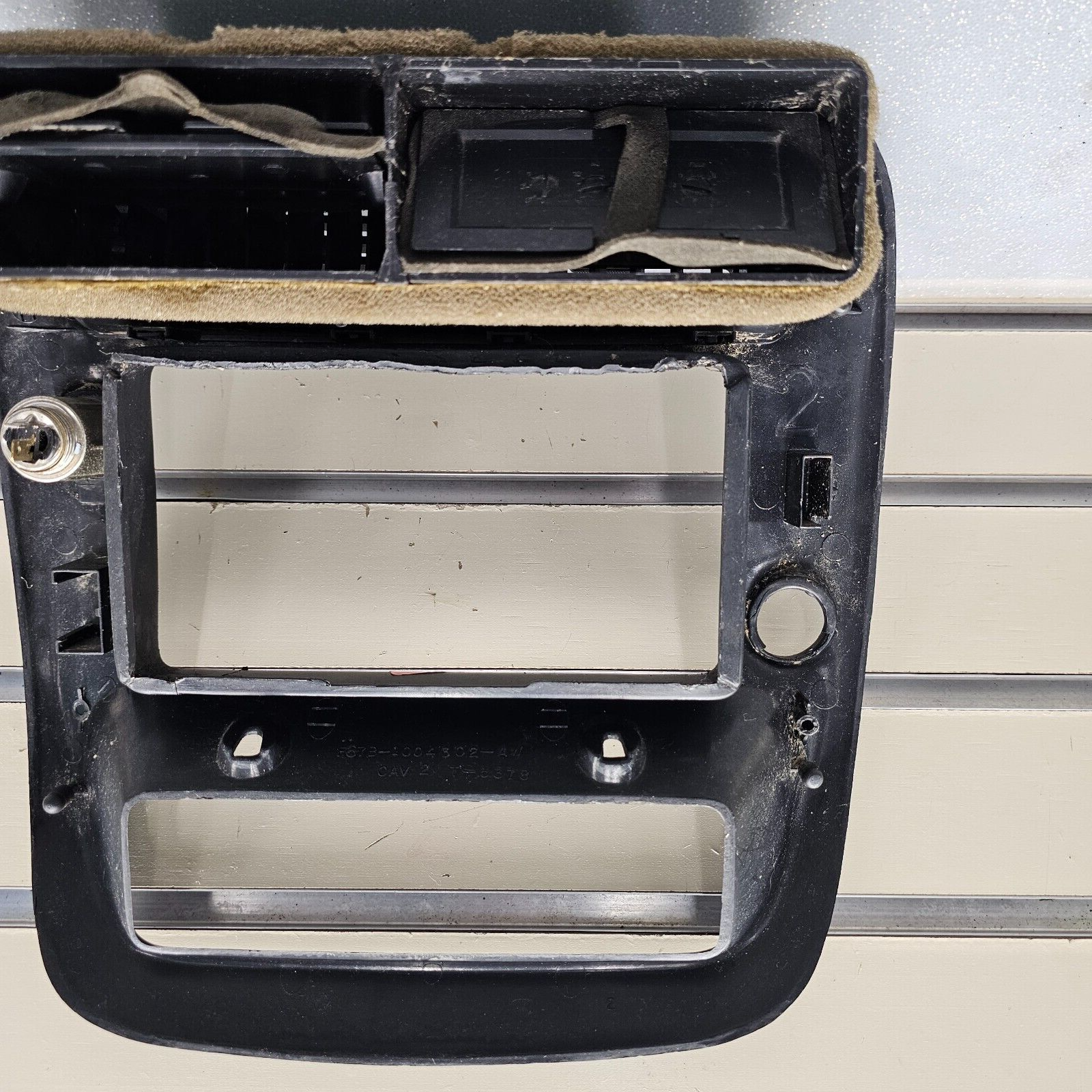 🔥95-10 Ford Ranger EXPLORER Center Dash Radio Trim Surround Bezel Trim BLACK B2