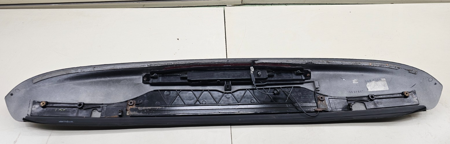 🔥2002-2009 Chevrolet Trailblazer Rear Hatch Spoiler Brake Light WHITE OEM SP2