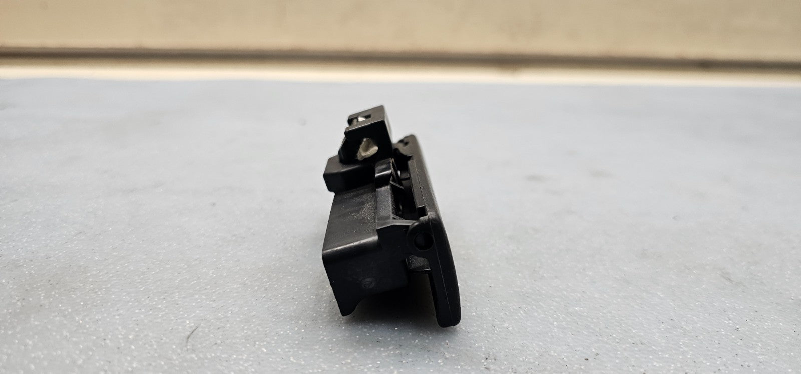 🔥95-06 Nissan Sentra Glove Box Compartment Lock Latch Handle Assembly Black OEM