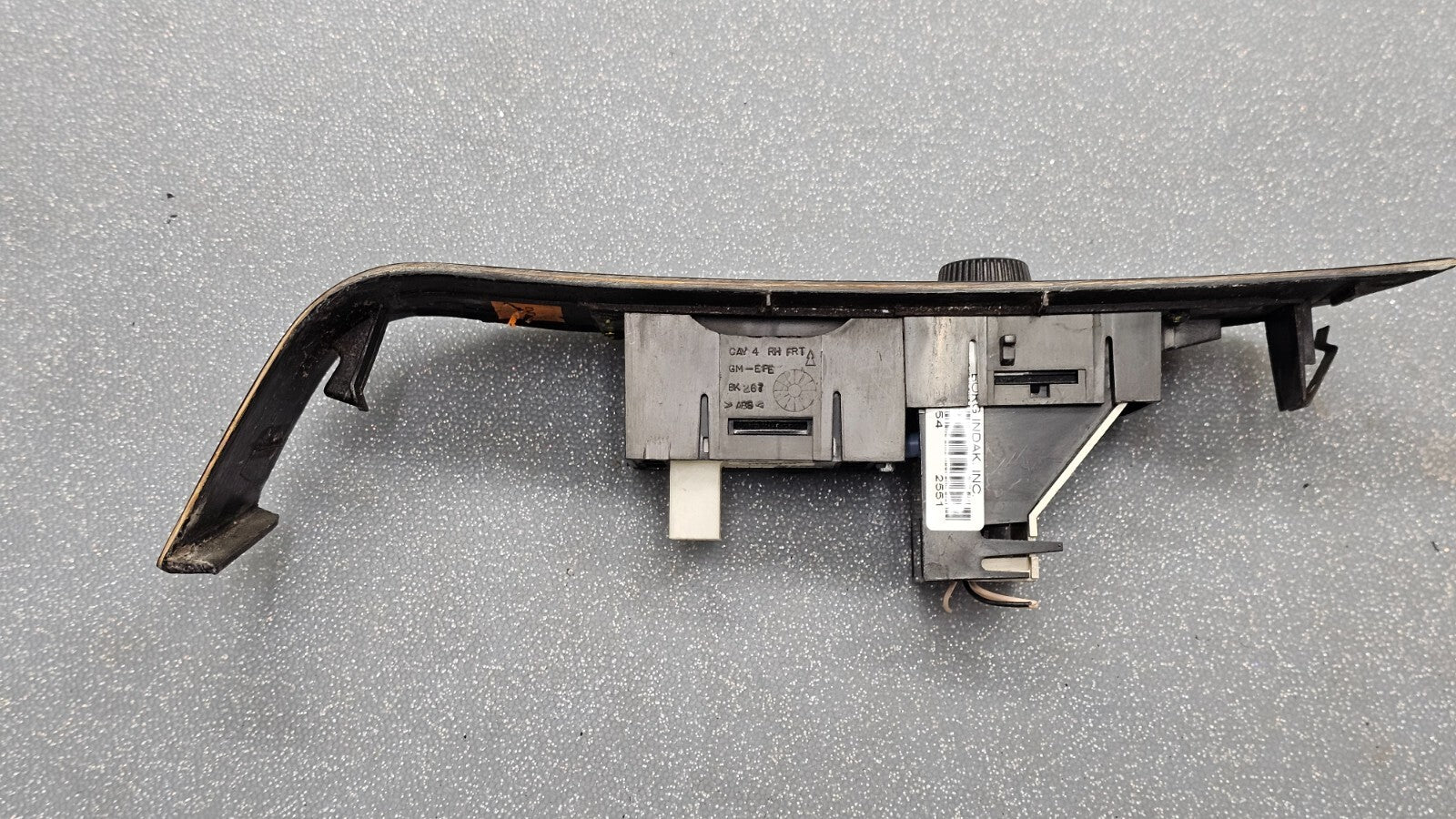 🔥01-03 Oldsmobile Aurora  Front Right Passenger Power Window Switch Assembly