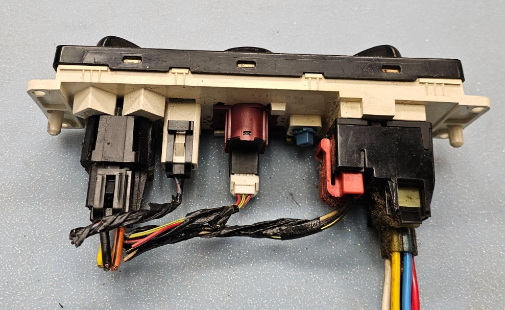95-04 RANGER EXPLORER DASH HEATER CLIMATE CONTROL TEMPERATURE UNIT CONDITIONING