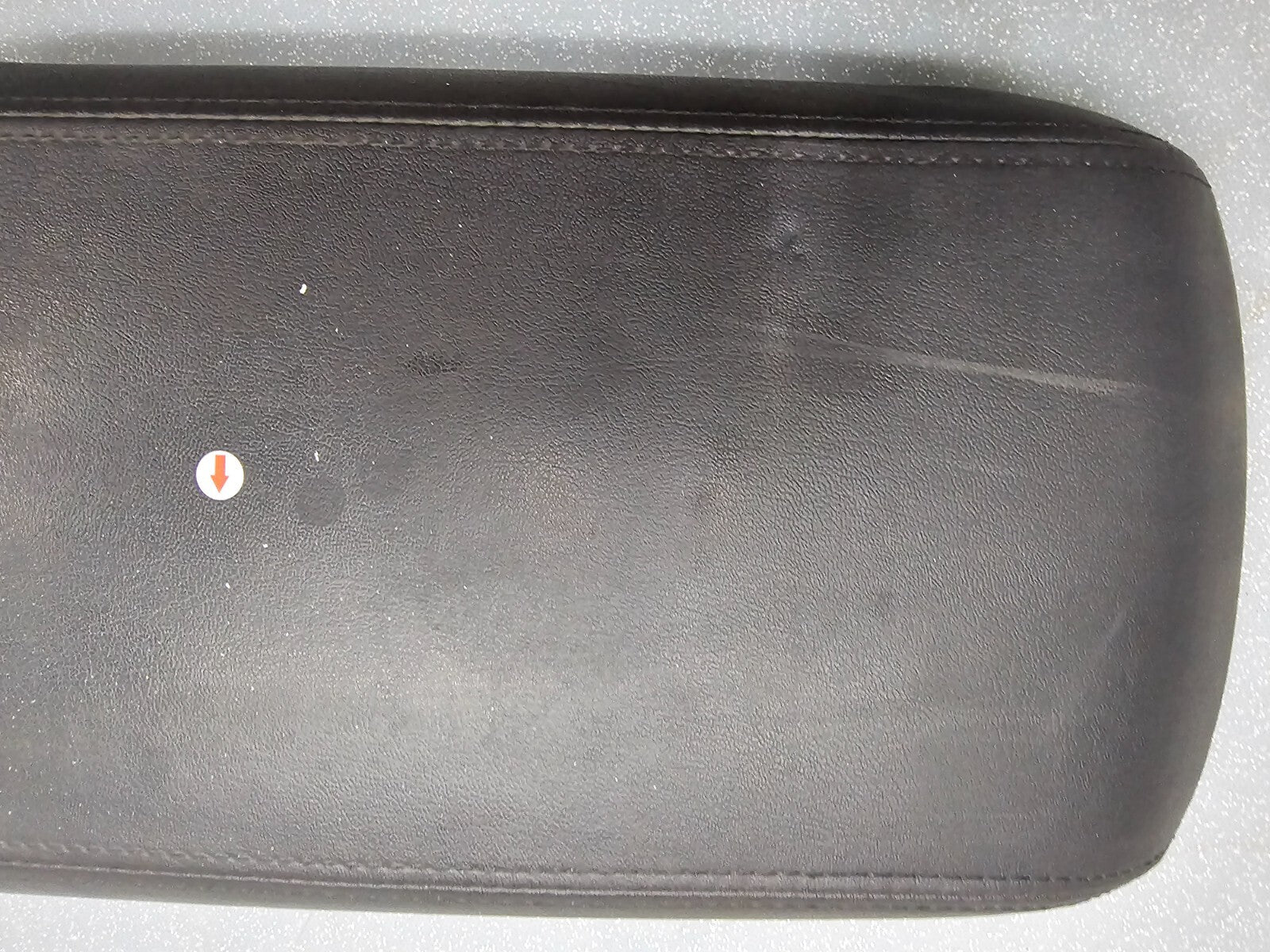 07-10 Edge Front Center Console Lid Leather Armrest Assembly Top Cover Black